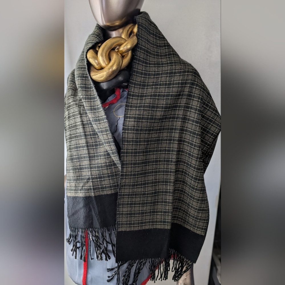 PIERRE BALMAIN SCARF